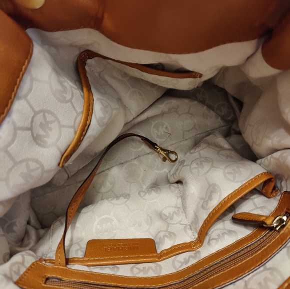 MK Michael Kors Hamilton Camel Brown Leather Large Tote - Picture 4 of 13